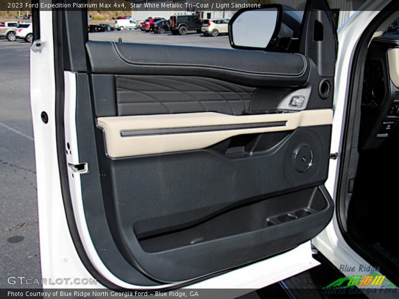 Door Panel of 2023 Expedition Platinum Max 4x4