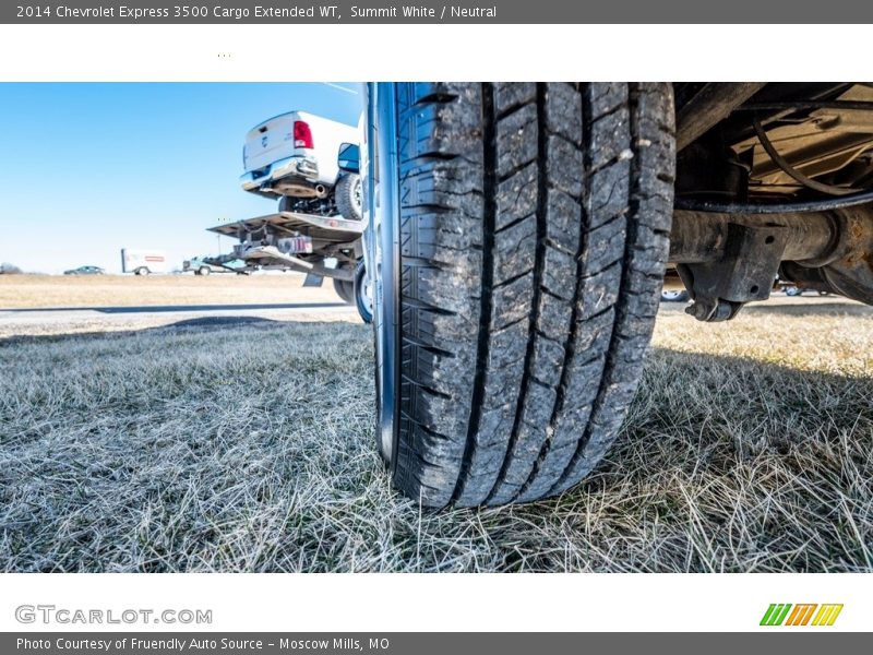 Summit White / Neutral 2014 Chevrolet Express 3500 Cargo Extended WT