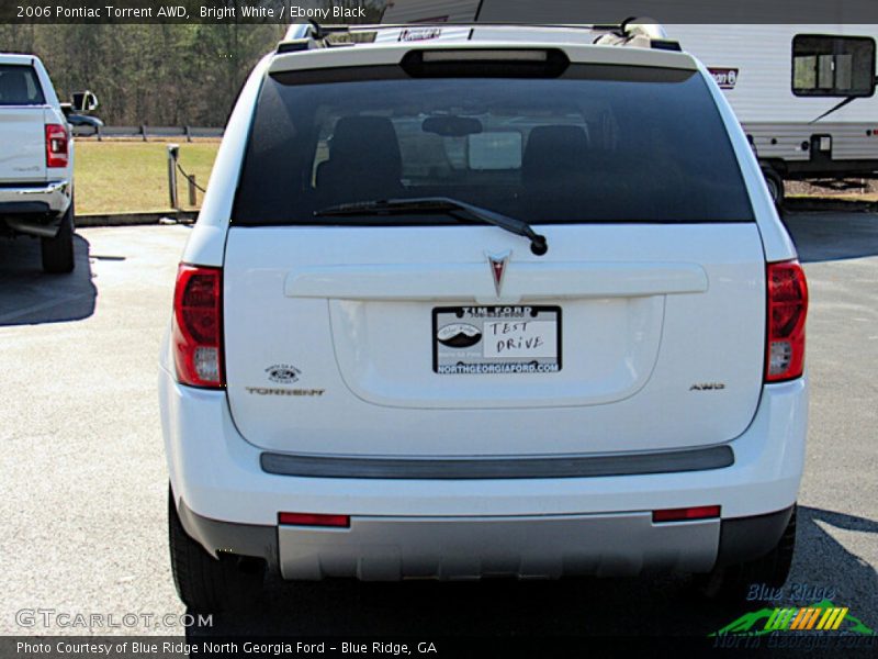 Bright White / Ebony Black 2006 Pontiac Torrent AWD