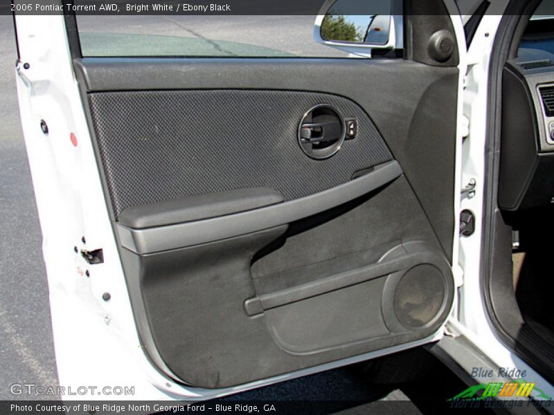 Bright White / Ebony Black 2006 Pontiac Torrent AWD