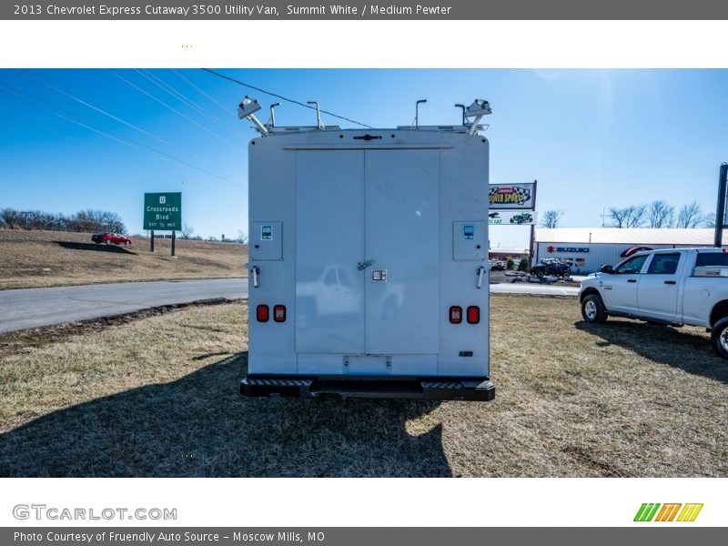 Summit White / Medium Pewter 2013 Chevrolet Express Cutaway 3500 Utility Van