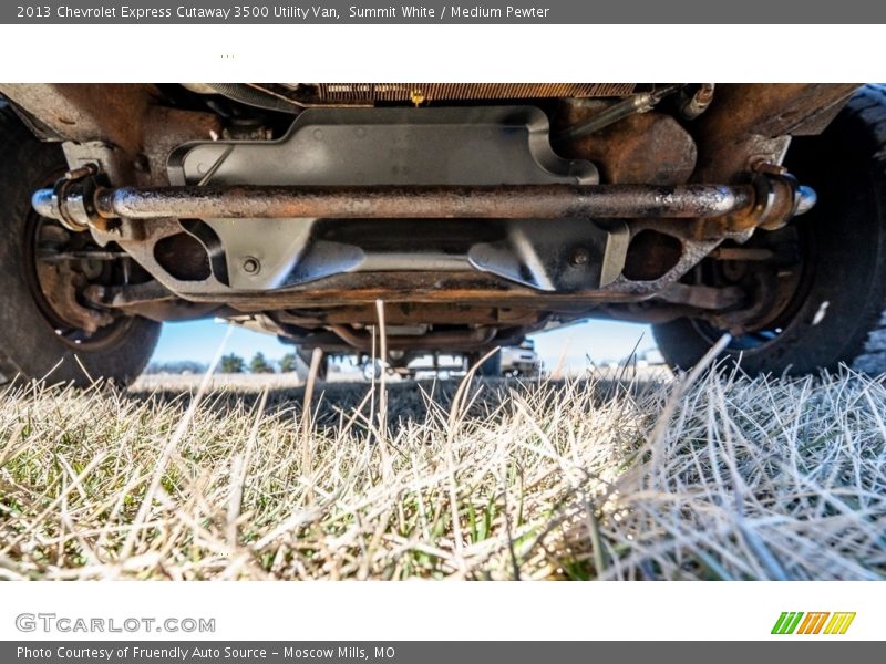 Summit White / Medium Pewter 2013 Chevrolet Express Cutaway 3500 Utility Van