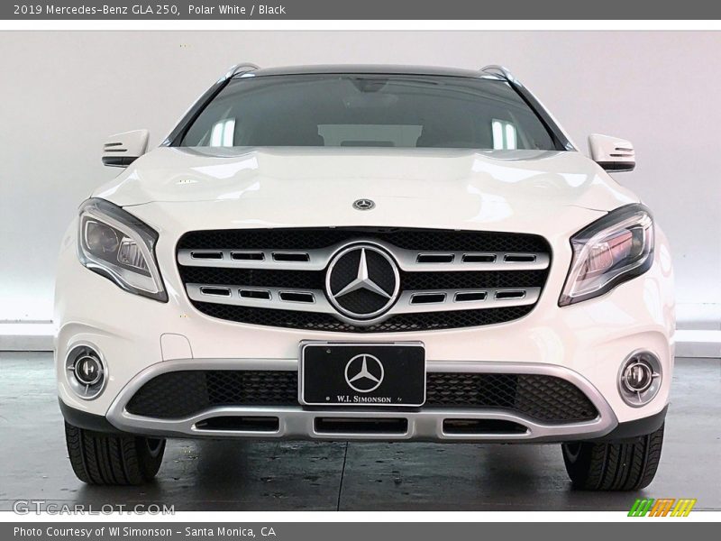 Polar White / Black 2019 Mercedes-Benz GLA 250