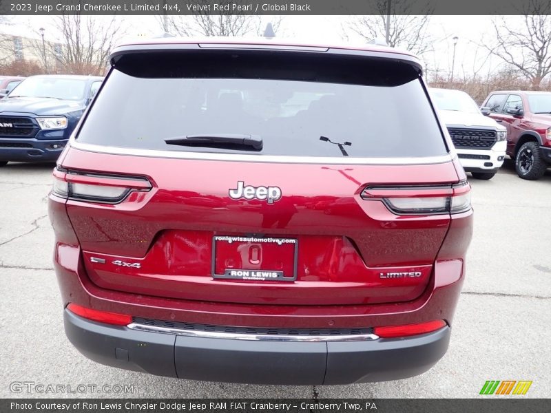 Velvet Red Pearl / Global Black 2023 Jeep Grand Cherokee L Limited 4x4