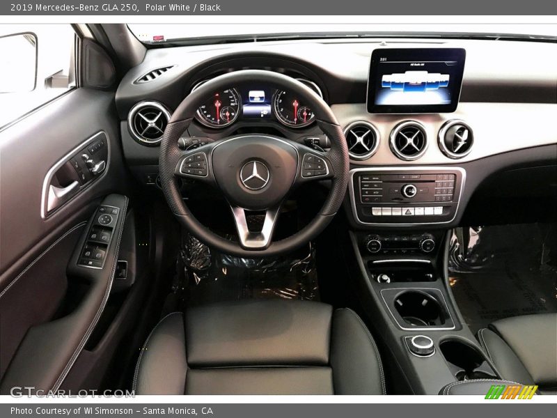 Polar White / Black 2019 Mercedes-Benz GLA 250