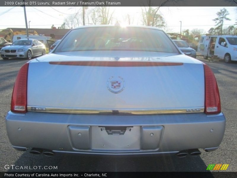 Radiant Silver / Titanium/Dark Titanium 2009 Cadillac DTS Luxury