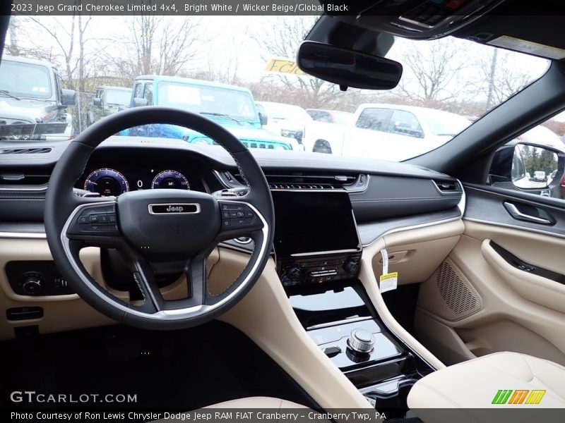  2023 Grand Cherokee Limited 4x4 Wicker Beige/Global Black Interior