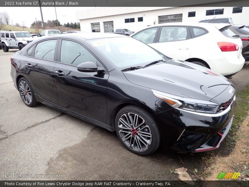 Front 3/4 View of 2022 Forte GT