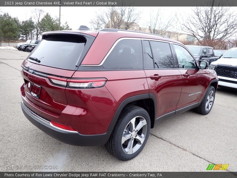 Velvet Red Pearl / Global Black 2023 Jeep Grand Cherokee 4XE
