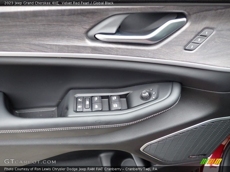 Door Panel of 2023 Grand Cherokee 4XE