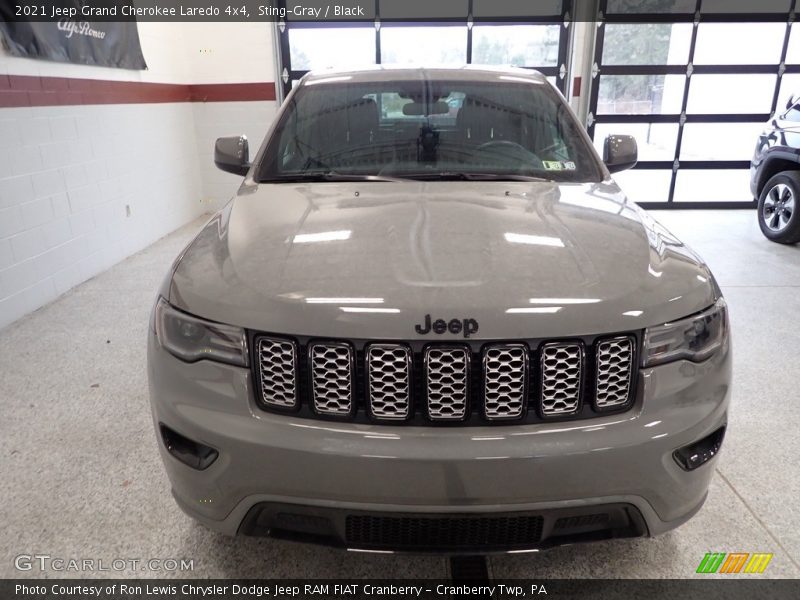 Sting-Gray / Black 2021 Jeep Grand Cherokee Laredo 4x4