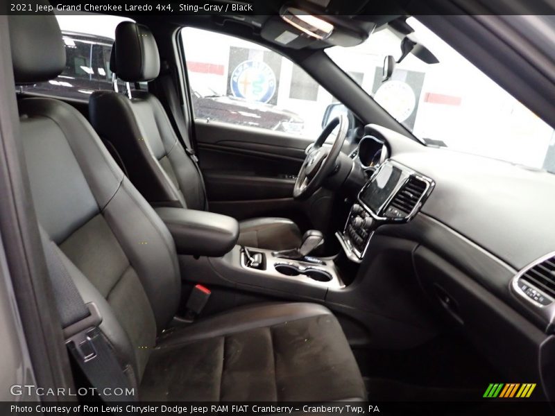 Sting-Gray / Black 2021 Jeep Grand Cherokee Laredo 4x4