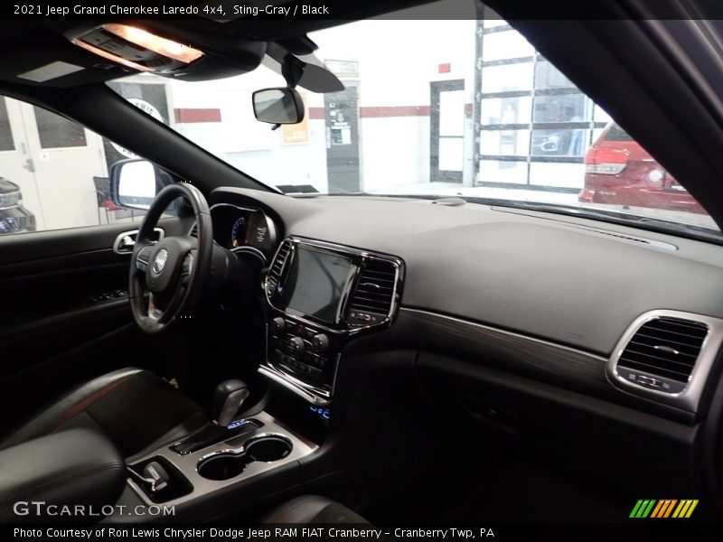 Sting-Gray / Black 2021 Jeep Grand Cherokee Laredo 4x4