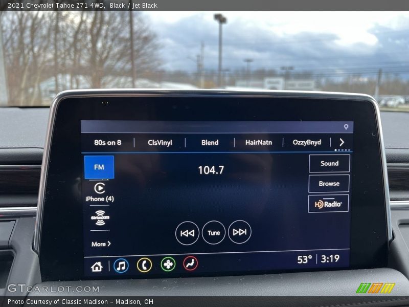 Controls of 2021 Tahoe Z71 4WD