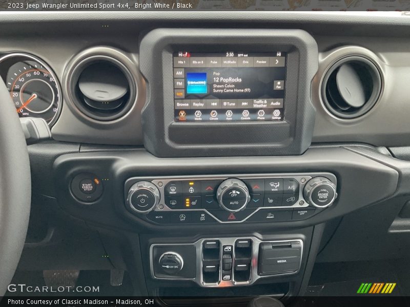 Controls of 2023 Wrangler Unlimited Sport 4x4