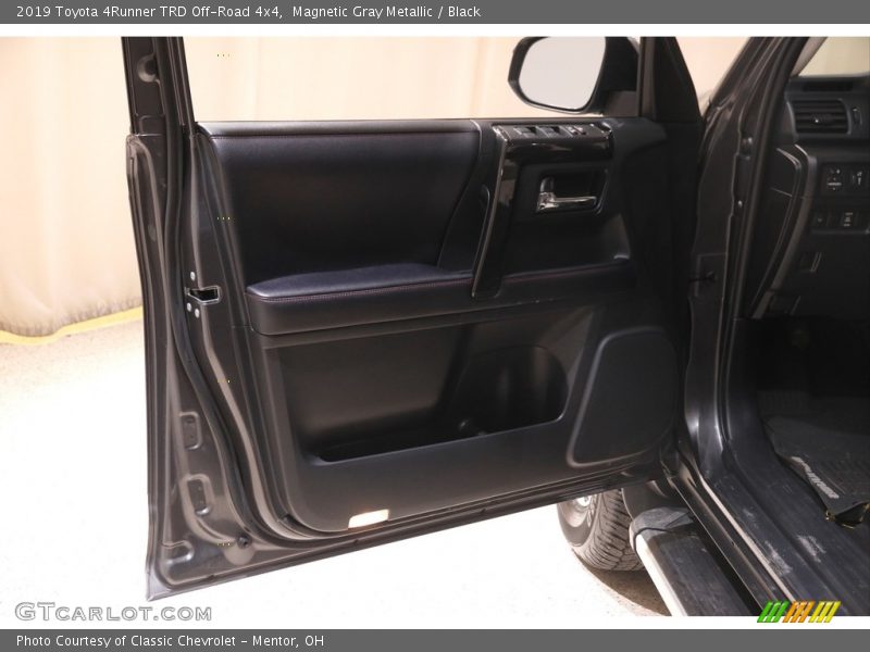 Magnetic Gray Metallic / Black 2019 Toyota 4Runner TRD Off-Road 4x4