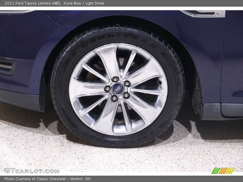  2011 Taurus Limited AWD Wheel
