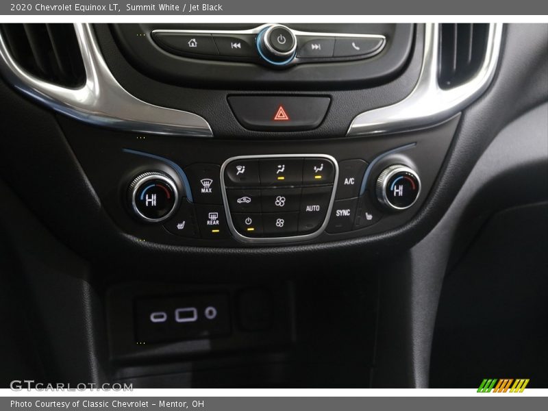 Summit White / Jet Black 2020 Chevrolet Equinox LT