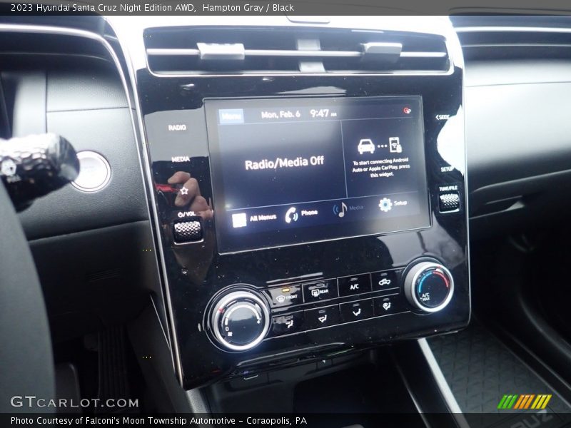 Controls of 2023 Santa Cruz Night Edition AWD