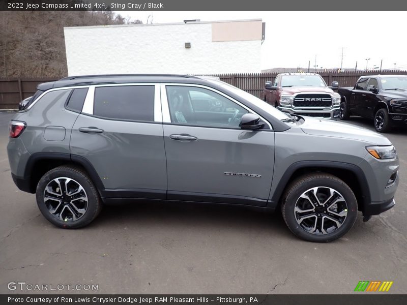 Sting Gray / Black 2022 Jeep Compass Limited 4x4