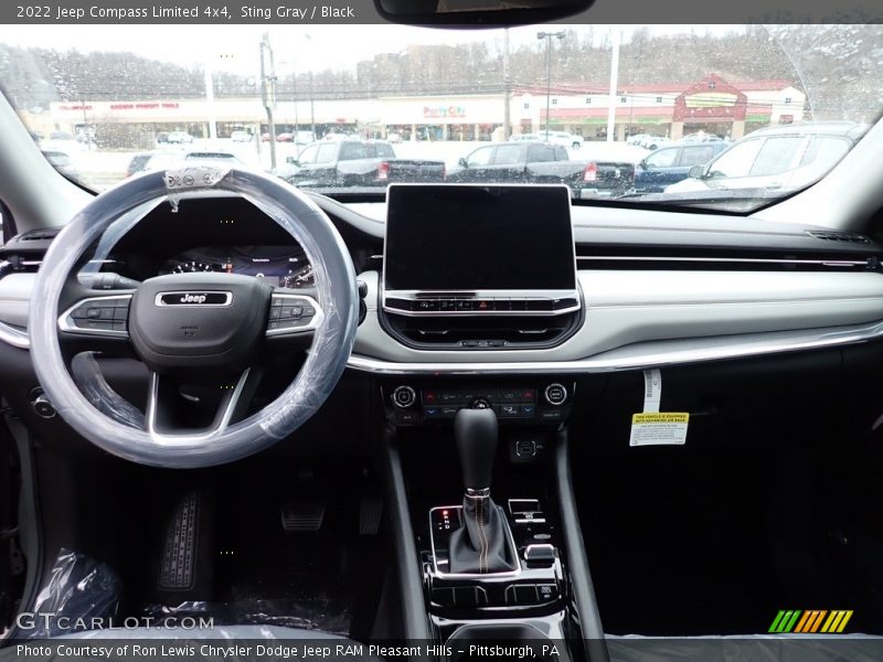 Sting Gray / Black 2022 Jeep Compass Limited 4x4