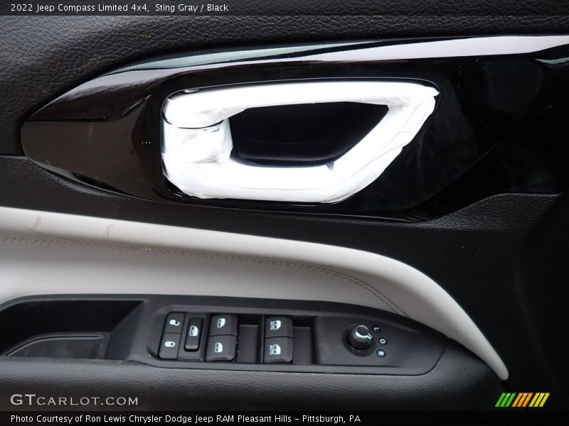 Sting Gray / Black 2022 Jeep Compass Limited 4x4