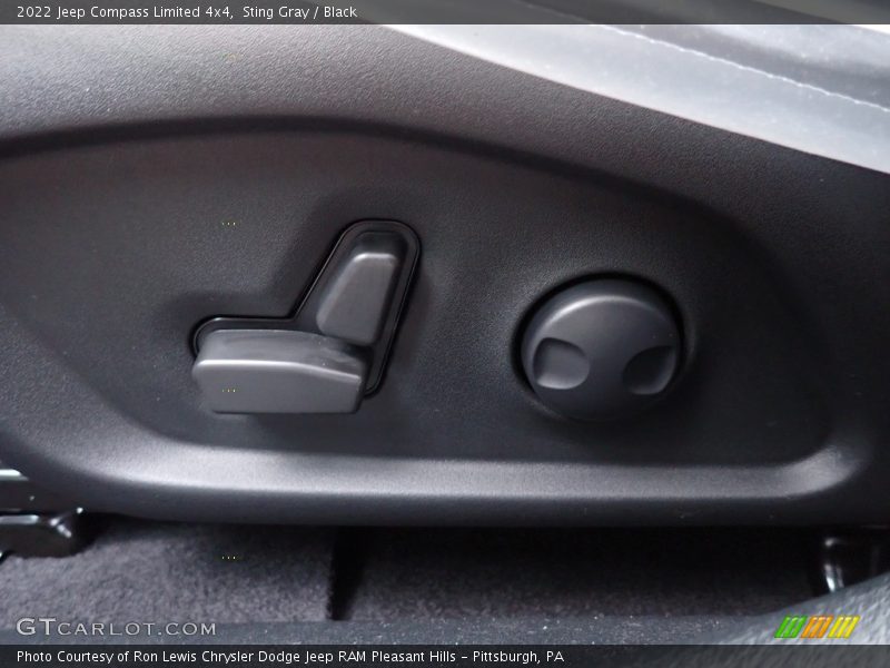 Sting Gray / Black 2022 Jeep Compass Limited 4x4