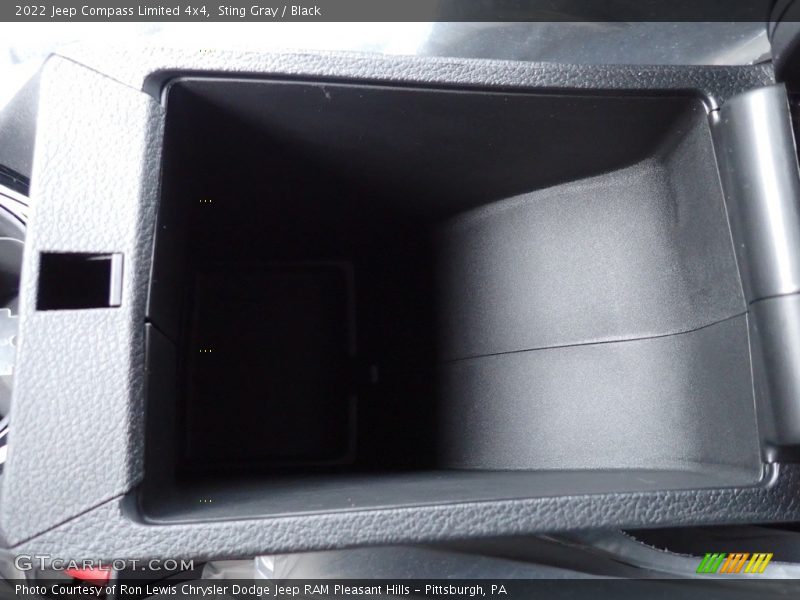 Sting Gray / Black 2022 Jeep Compass Limited 4x4