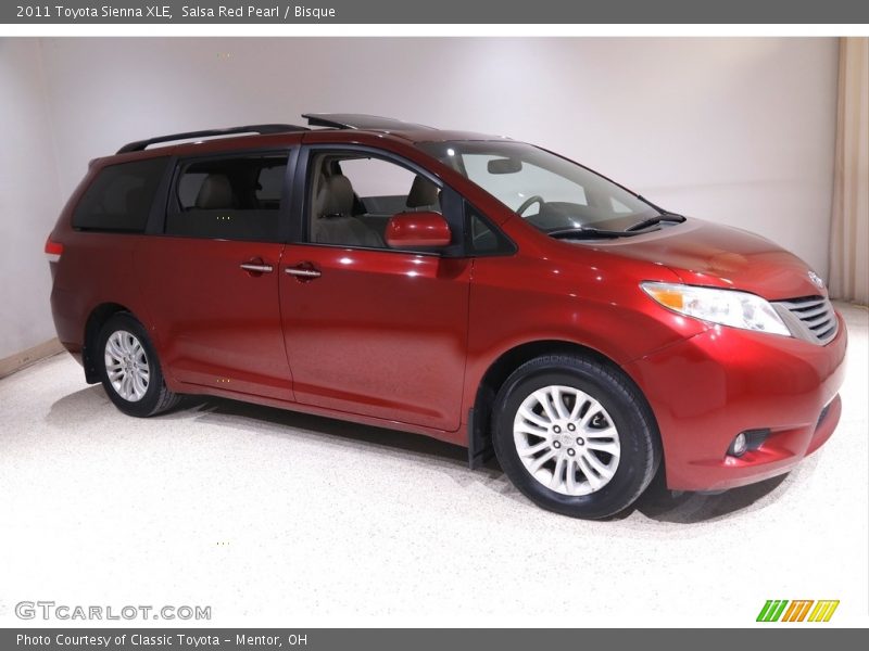 Salsa Red Pearl / Bisque 2011 Toyota Sienna XLE