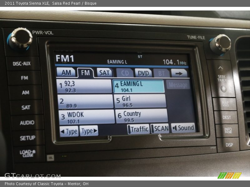Salsa Red Pearl / Bisque 2011 Toyota Sienna XLE