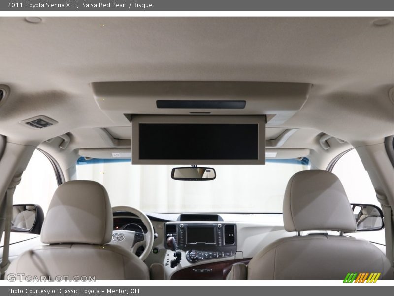 Salsa Red Pearl / Bisque 2011 Toyota Sienna XLE