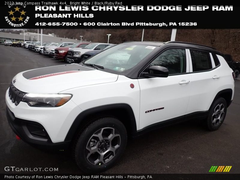 Bright White / Black/Ruby Red 2022 Jeep Compass Trailhawk 4x4