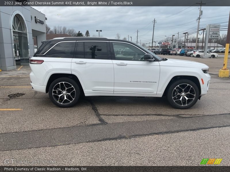  2022 Grand Cherokee Summit 4XE Hybrid Bright White