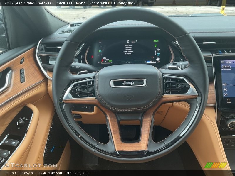  2022 Grand Cherokee Summit 4XE Hybrid Steering Wheel