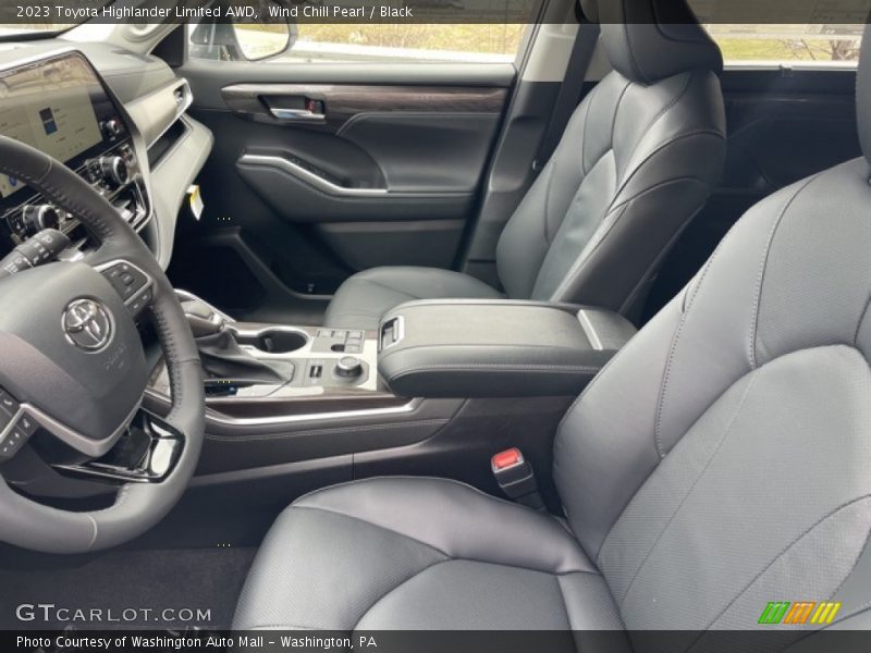 Wind Chill Pearl / Black 2023 Toyota Highlander Limited AWD