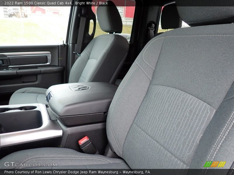 Bright White / Black 2022 Ram 1500 Classic Quad Cab 4x4