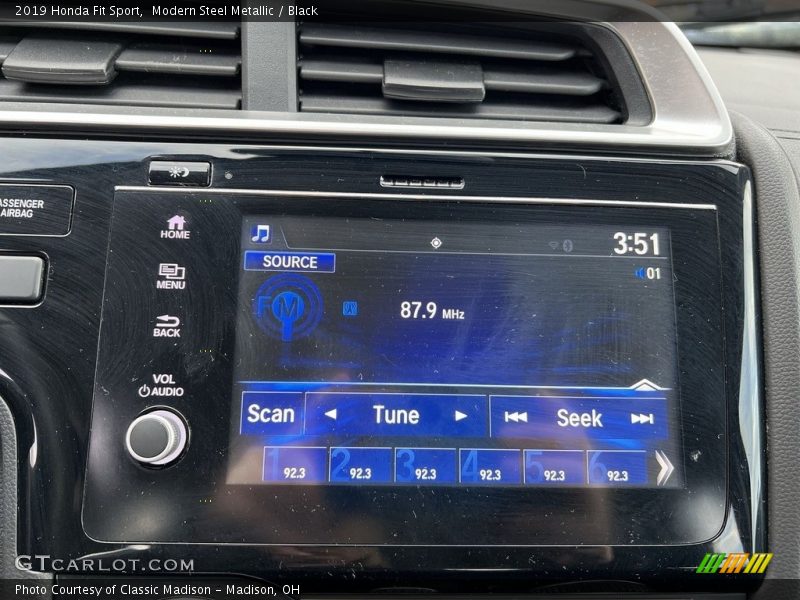 Modern Steel Metallic / Black 2019 Honda Fit Sport