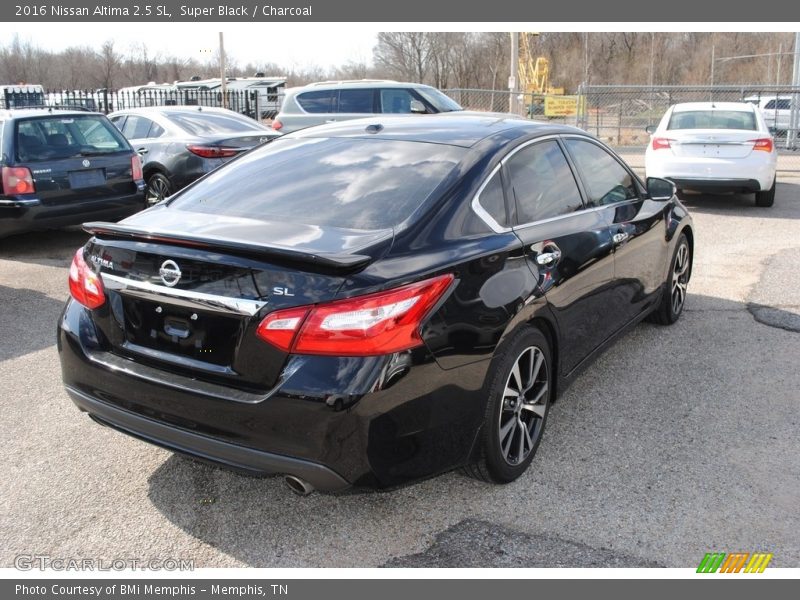 Super Black / Charcoal 2016 Nissan Altima 2.5 SL