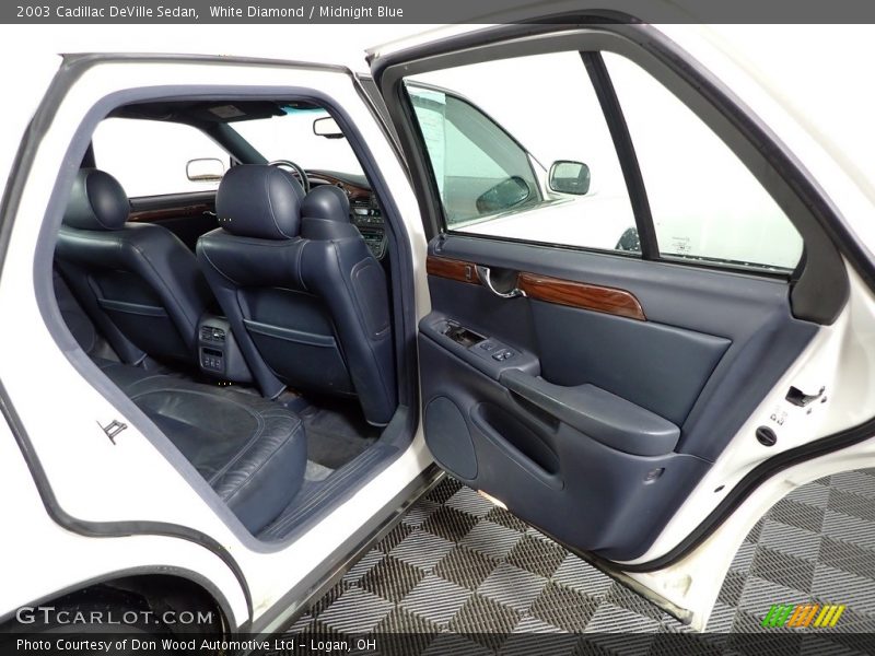 White Diamond / Midnight Blue 2003 Cadillac DeVille Sedan