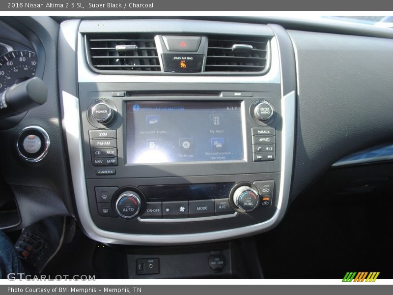 Super Black / Charcoal 2016 Nissan Altima 2.5 SL
