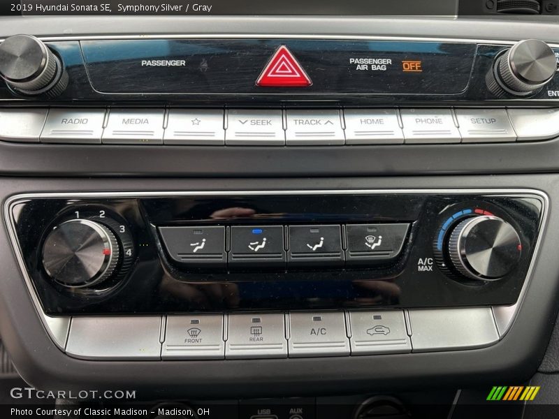 Symphony Silver / Gray 2019 Hyundai Sonata SE