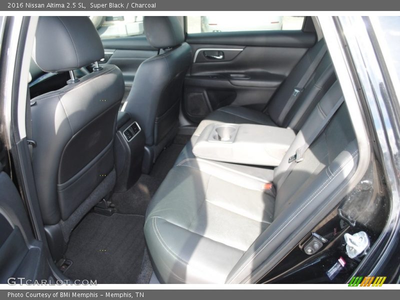 Super Black / Charcoal 2016 Nissan Altima 2.5 SL