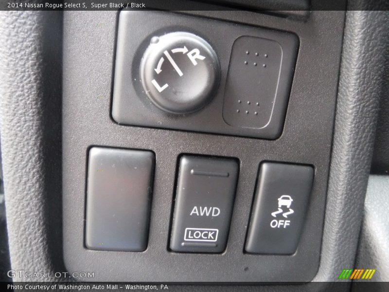 Super Black / Black 2014 Nissan Rogue Select S