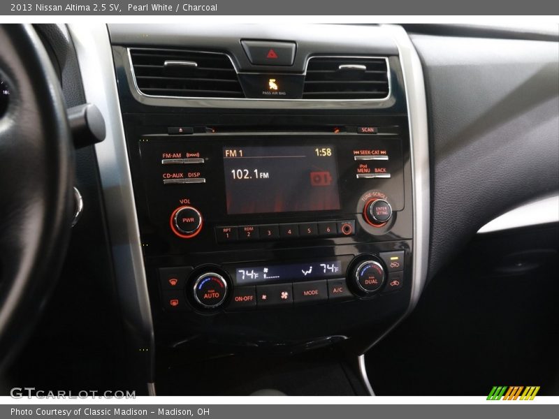 Pearl White / Charcoal 2013 Nissan Altima 2.5 SV