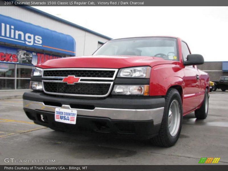 Victory Red / Dark Charcoal 2007 Chevrolet Silverado 1500 Classic LS Regular Cab