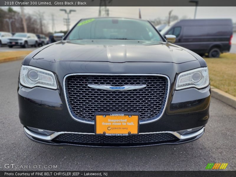 Gloss Black / Black 2018 Chrysler 300 Limited