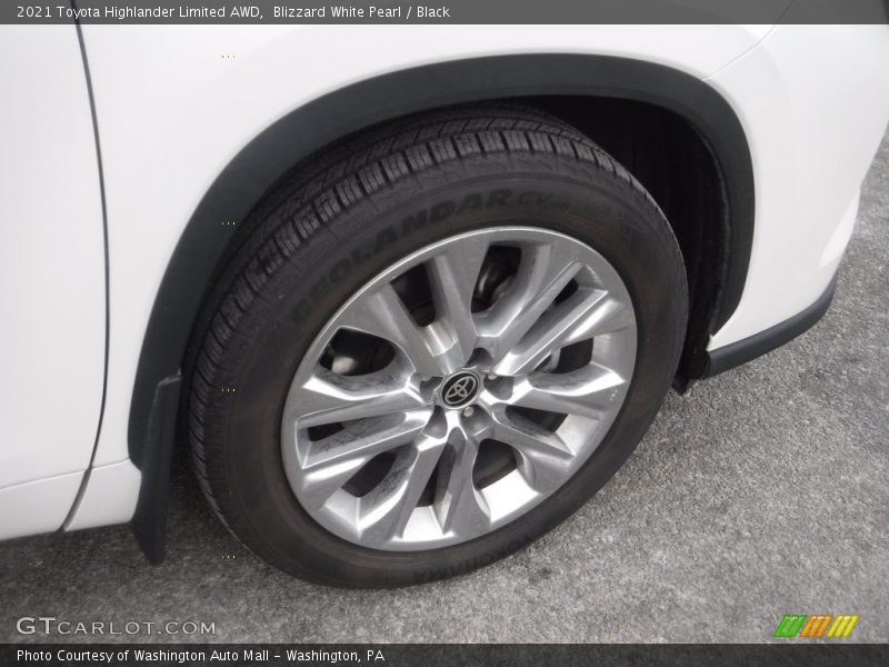 Blizzard White Pearl / Black 2021 Toyota Highlander Limited AWD