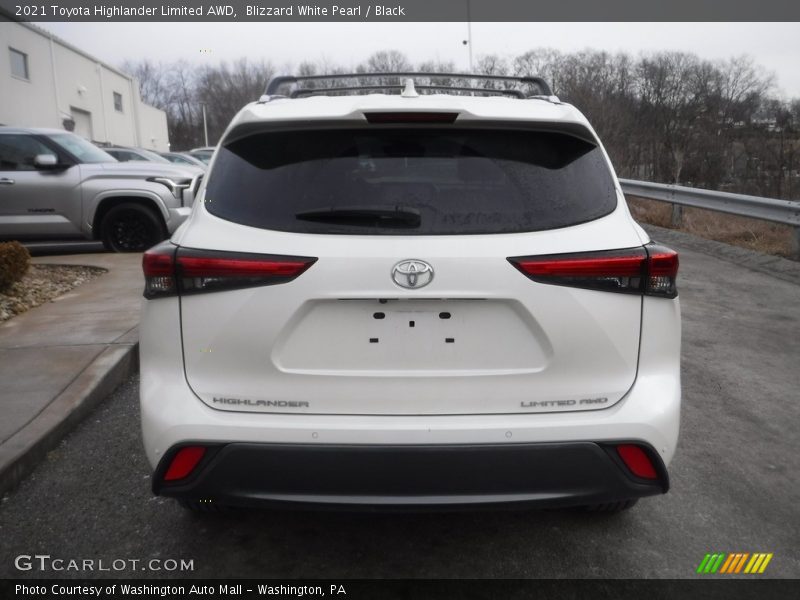 Blizzard White Pearl / Black 2021 Toyota Highlander Limited AWD