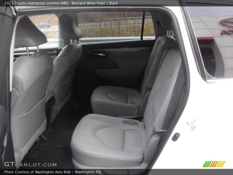 Blizzard White Pearl / Black 2021 Toyota Highlander Limited AWD