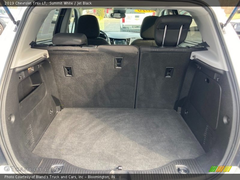 Summit White / Jet Black 2019 Chevrolet Trax LT